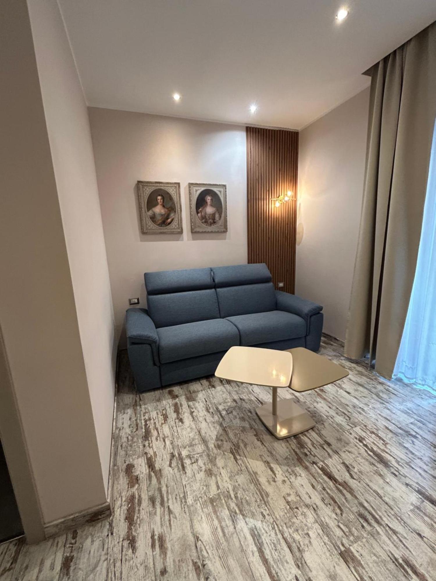 Colonna 18 By Ghor Gasthof