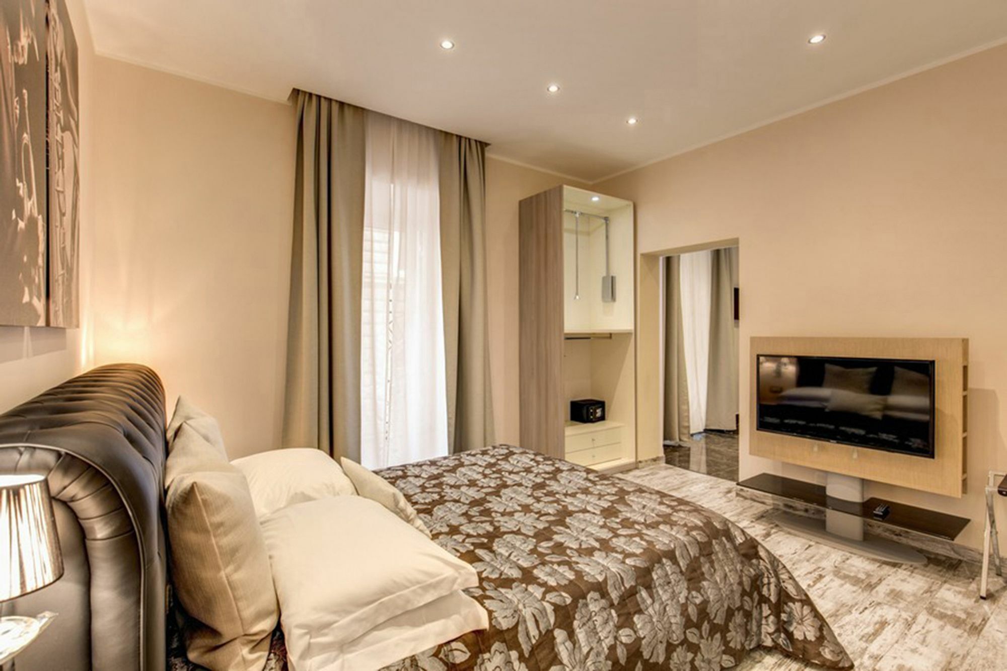 Colonna 18 By Ghor 2* Rom