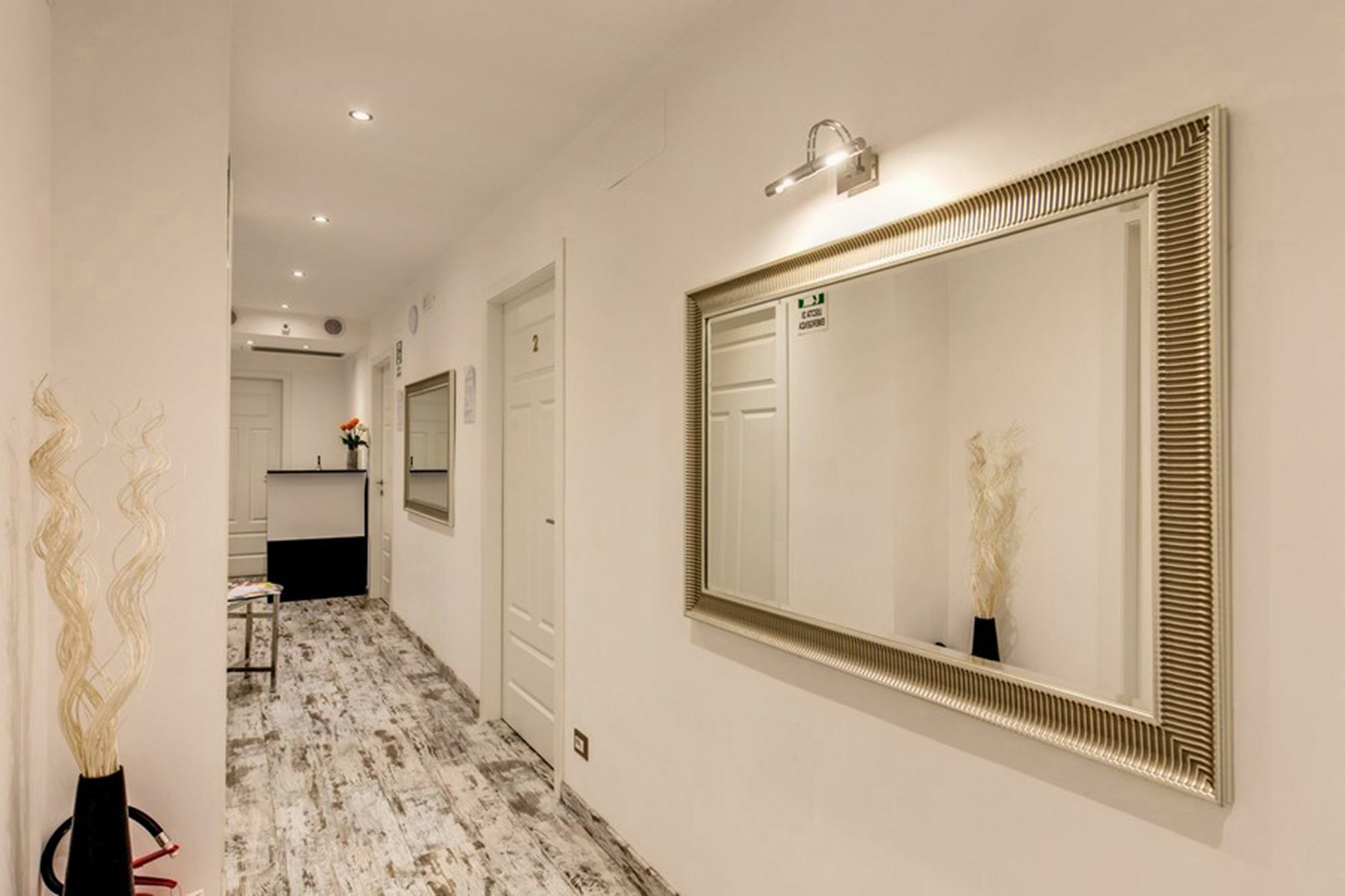 Colonna 18 By Ghor 2* Rom