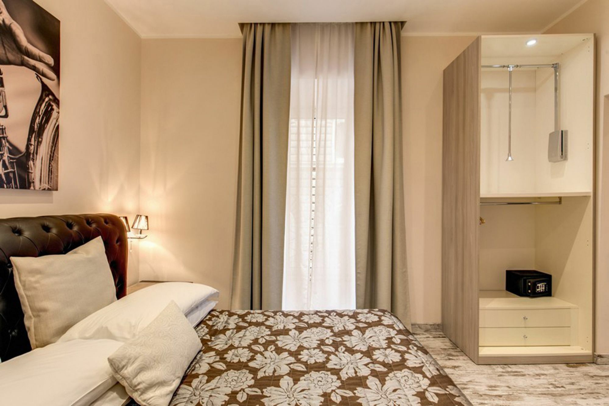 Colonna 18 By Ghor 2* Rom